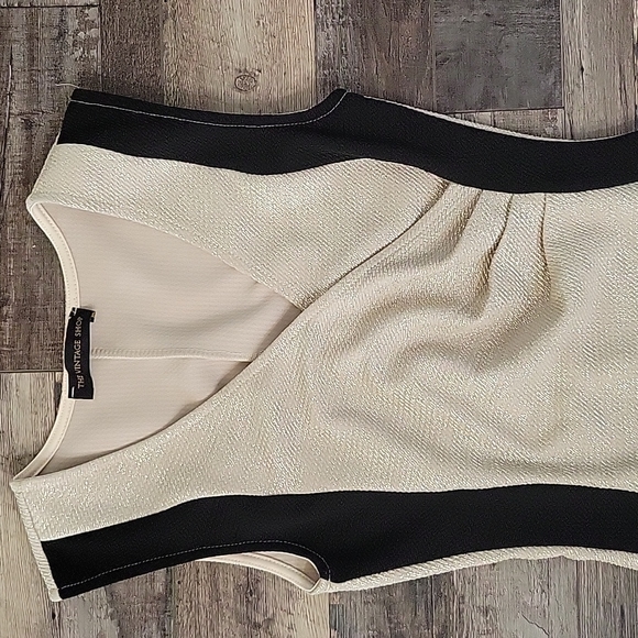 The vintage Shop Bodycon Mini Dress - Picture 2 of 4